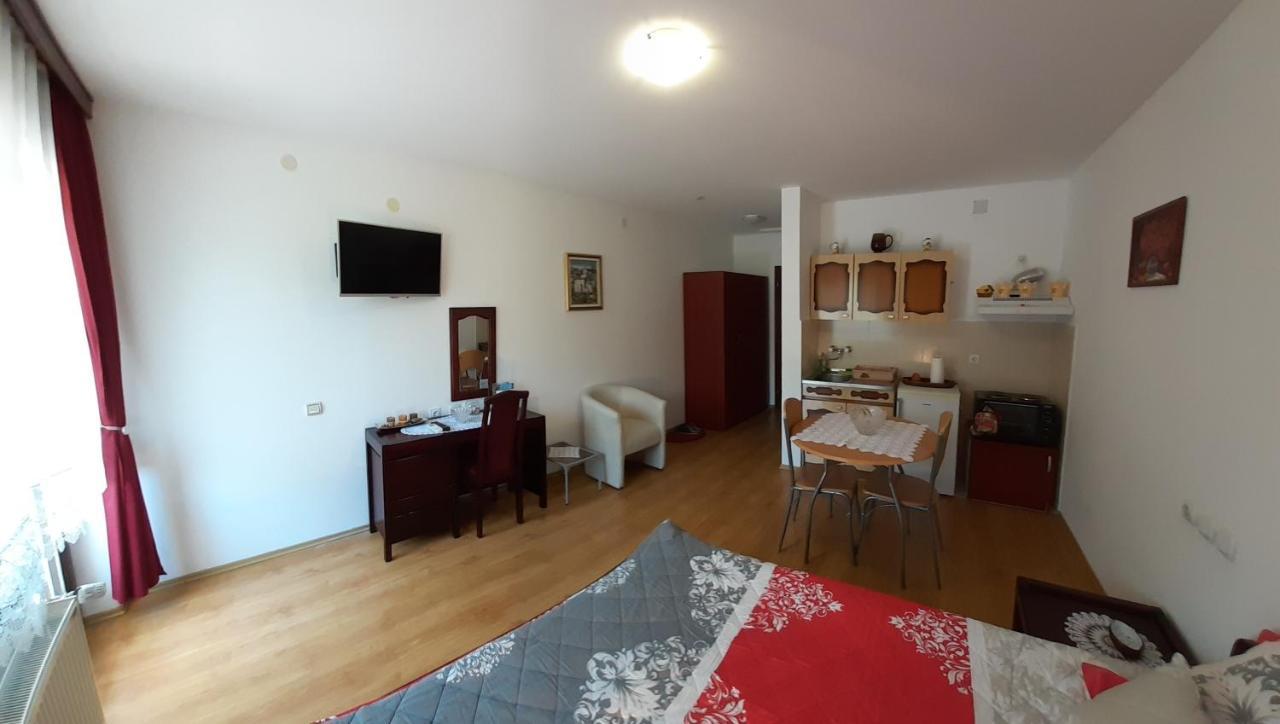 Apartmani "Vila Jelena" Arandjelovac Kültér fotó