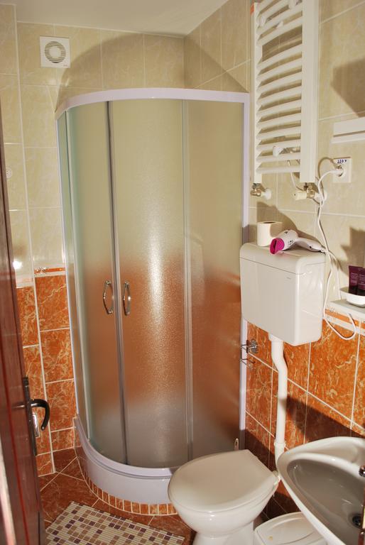 Apartmani "Vila Jelena" Arandjelovac Kültér fotó